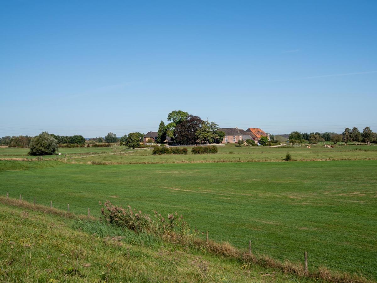 De Raayhof Bed & Breakfast Doornenburg Bagian luar foto